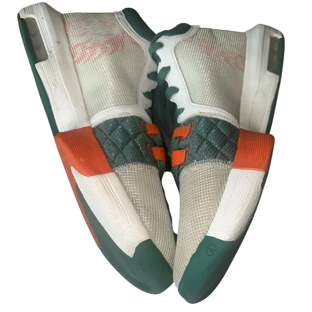 Nike preowned visible